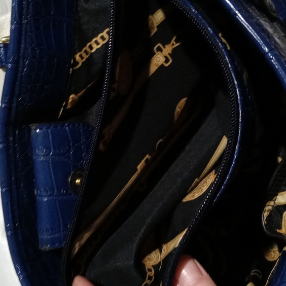 Blue Anne Klein purse - Picture 6 of 8